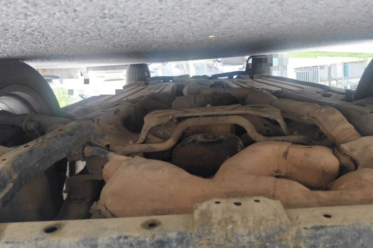 Used Subaru Outback 2011 2.5i Luxury Edition Chassis Front