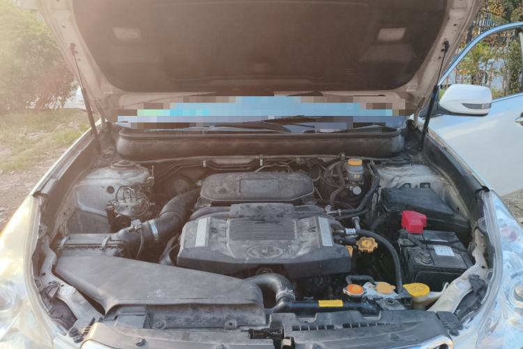 Used Subaru Outback 2011 2.5i Luxury Edition Engine Bay