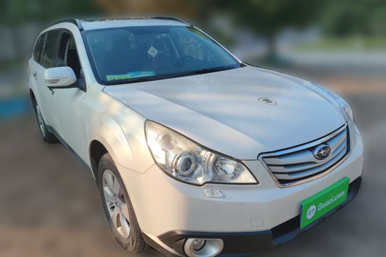 Used Subaru Outback 2011 2.5i Luxury Edition Exterior 2