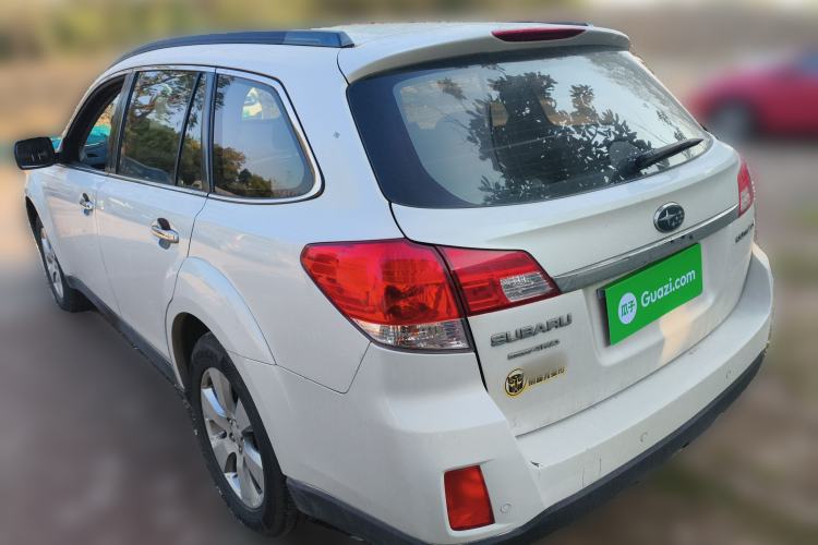 Used Subaru Outback 2011 2.5i Luxury Edition Exterior 3