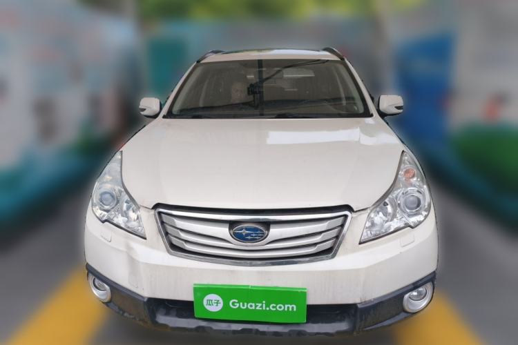 Used Subaru Outback 2011 2.5i Luxury Edition Front