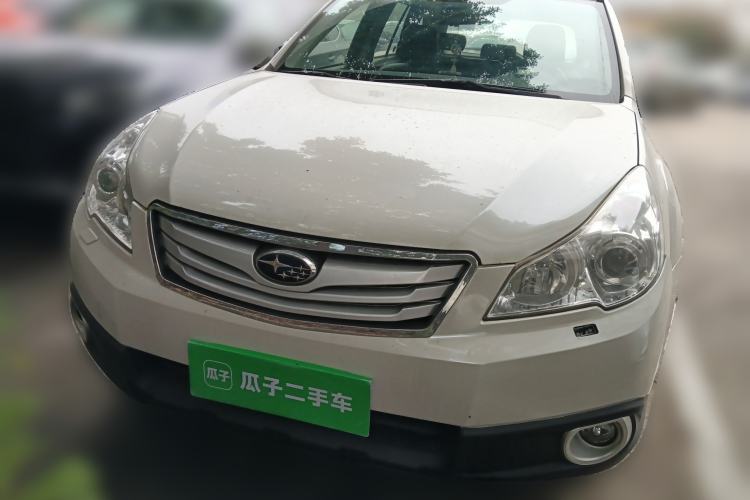 Used Subaru Outback 2011 2.5i Luxury Edition Front