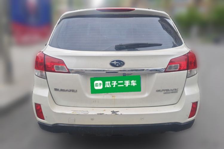 Used Subaru Outback 2011 2.5i Luxury Edition Rear