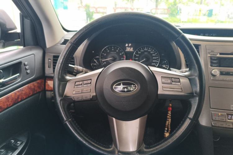 Used Subaru Outback 2011 2.5i Luxury Edition Steering Wheel