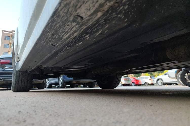 Used Subaru Outback 2011 2.5i Luxury Edition Chassis Front Right