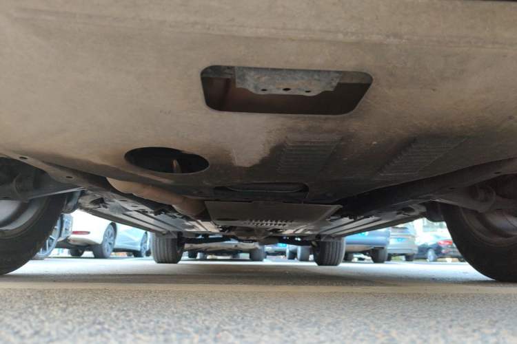 Used Subaru Outback 2011 2.5i Luxury Edition Chassis Front