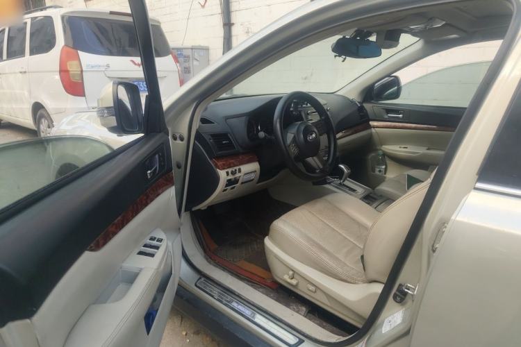 Used Subaru Outback 2011 2.5i Luxury Edition Driver Seat