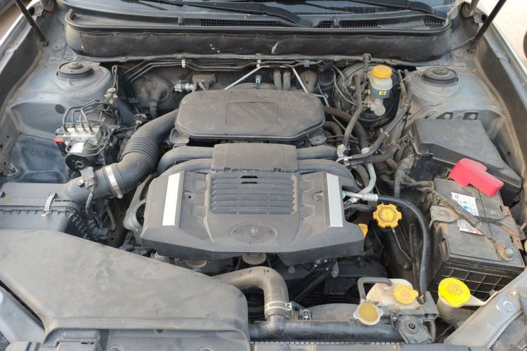 Used Subaru Outback 2011 2.5i Luxury Edition Engine Bay