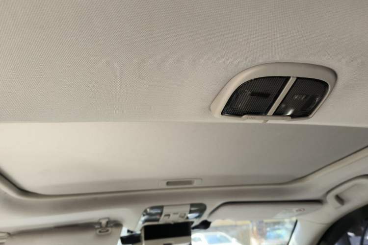 Used Subaru Outback 2011 2.5i Luxury Edition Headliner