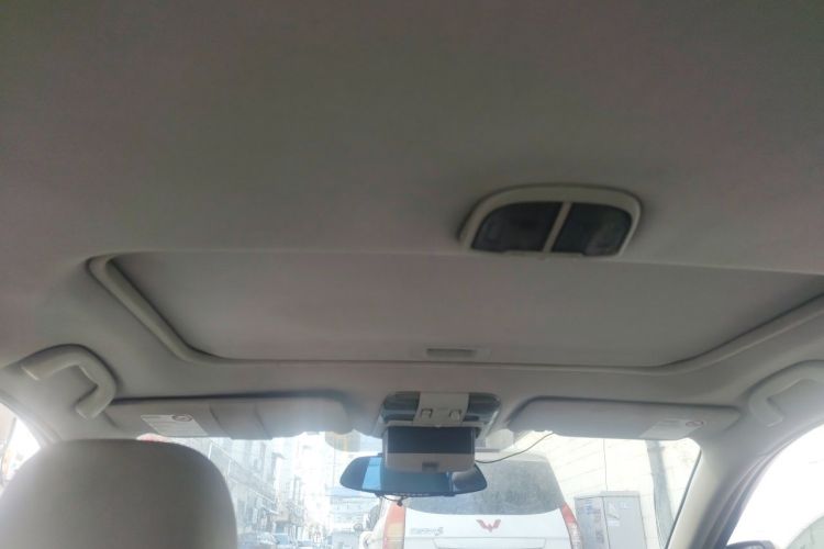 Used Subaru Outback 2011 2.5i Luxury Edition Headliner