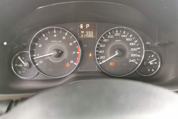 Used Subaru Outback 2011 2.5i Luxury Edition Instrument Cluster