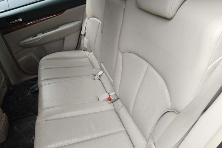 Used Subaru Outback 2011 2.5i Luxury Navigation Edition Left Rear Seat
