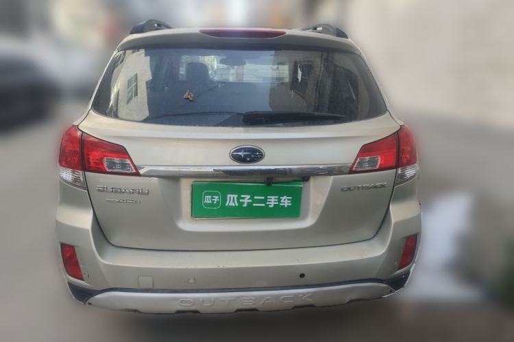 Used Subaru Outback 2011 2.5i Luxury Edition Rear