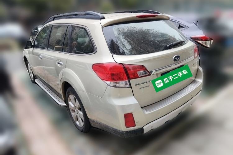 Used Subaru Outback 2011 2.5i Luxury Navigation Edition Rear Left 45 Deg