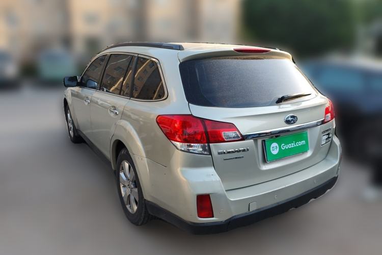 Used Subaru Outback 2011 2.5i Luxury Edition Rear Left 45 Deg