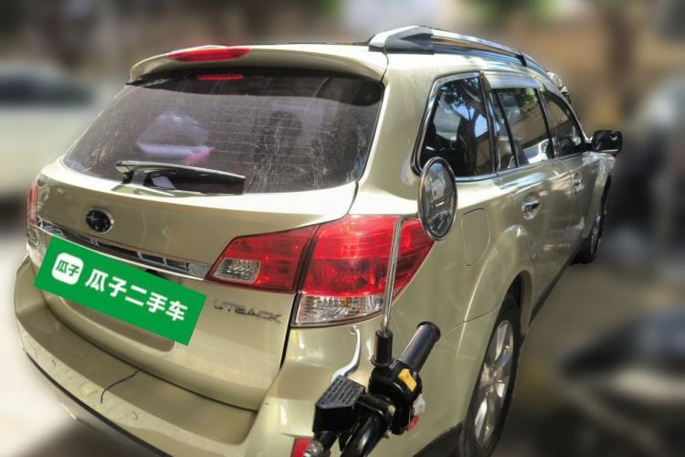 Used Subaru Outback 2011 2.5i Luxury Edition Rear Right 45 Deg