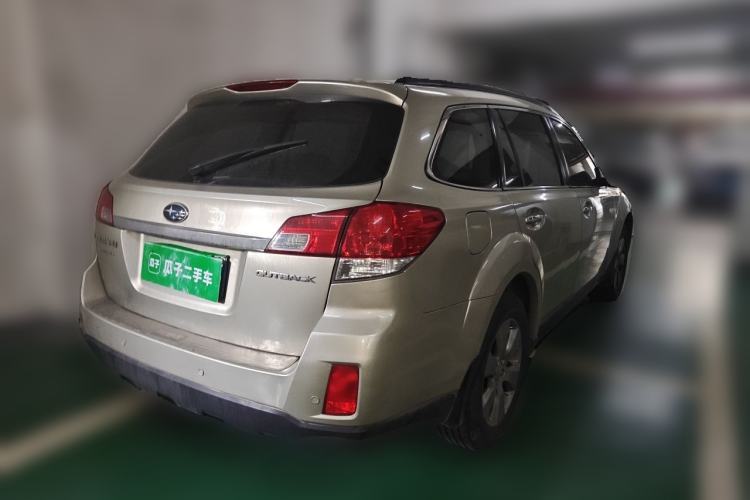 Used Subaru Outback 2011 2.5i Luxury Edition Rear Right 45 Deg