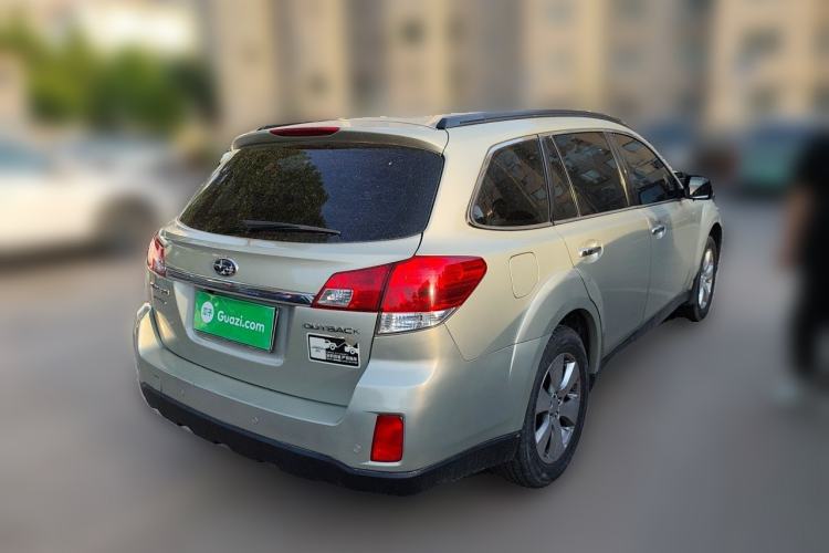 Used Subaru Outback 2011 2.5i Luxury Edition Rear Right 45 Deg