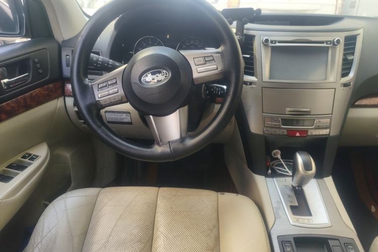 Used Subaru Outback 2011 2.5i Luxury Edition Steering Wheel