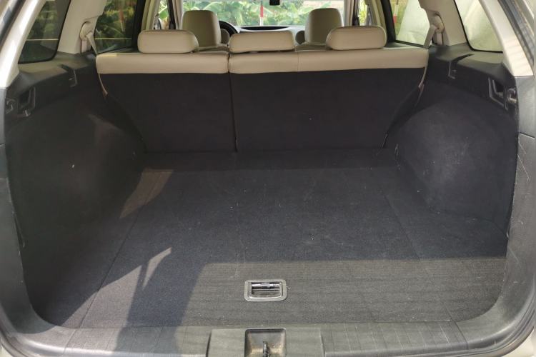 Used Subaru Outback 2011 2.5i Luxury Edition Trunk