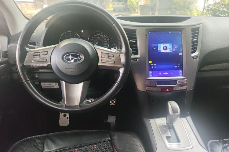 Used Subaru Outback 2012 2.5i Sport Edition Center Console