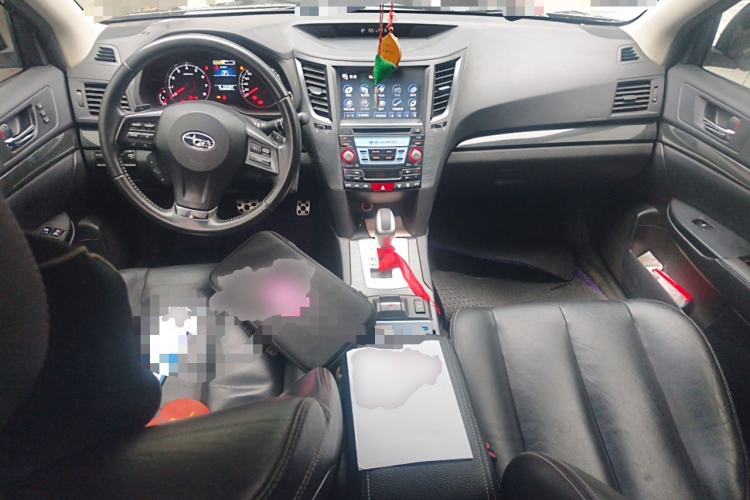 Used Subaru Outback 2012 2.5i Sport Edition Center Console