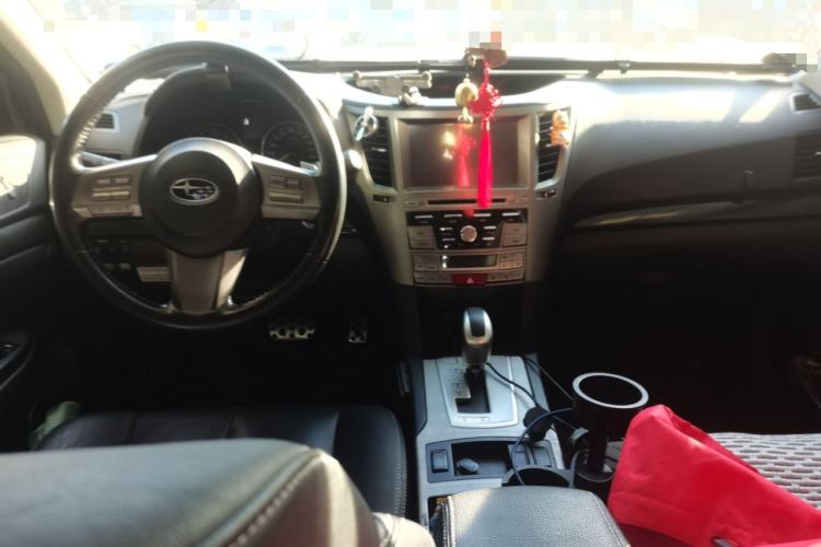 Used Subaru Outback 2012 2.5i Sport Edition Center Console