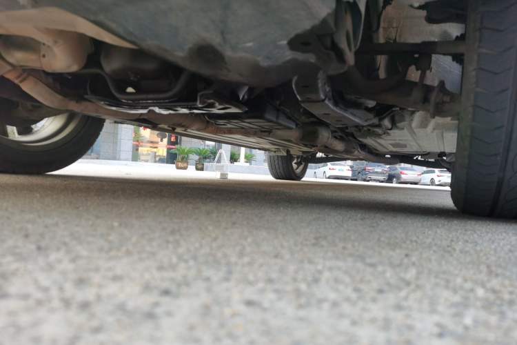 Used Subaru Outback 2012 2.5i Sport Edition Chassis Front Left