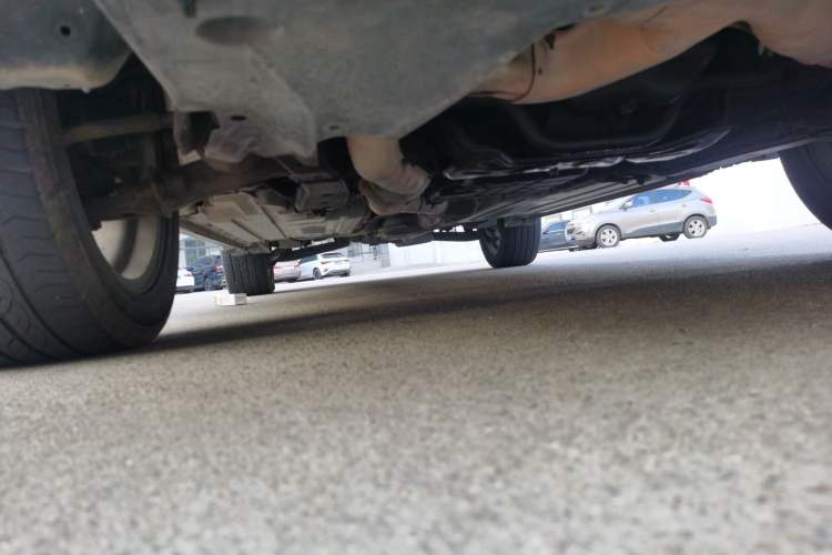 Used Subaru Outback 2012 2.5i Sport Edition Chassis Front Right