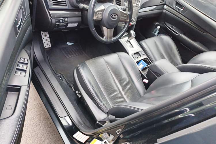 Used Subaru Outback 2012 2.5i Sport Edition Driver Seat