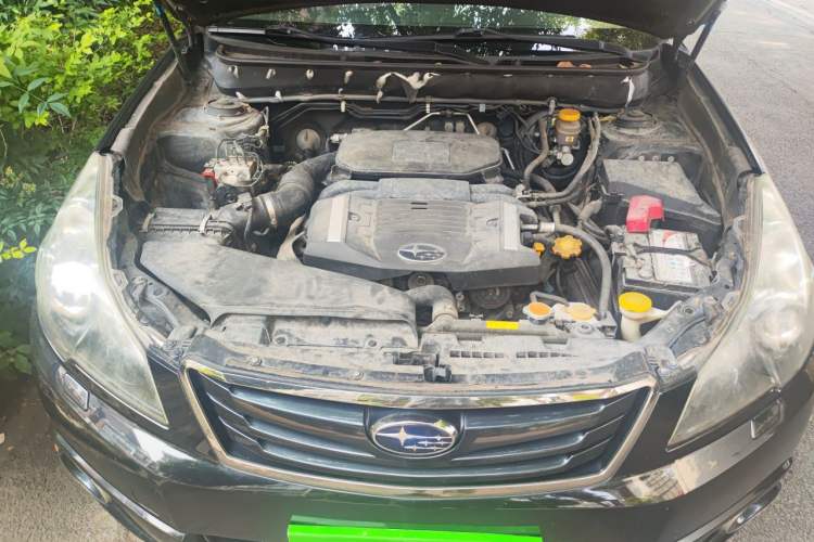 Used Subaru Outback 2012 2.5i Sport Edition Engine Bay