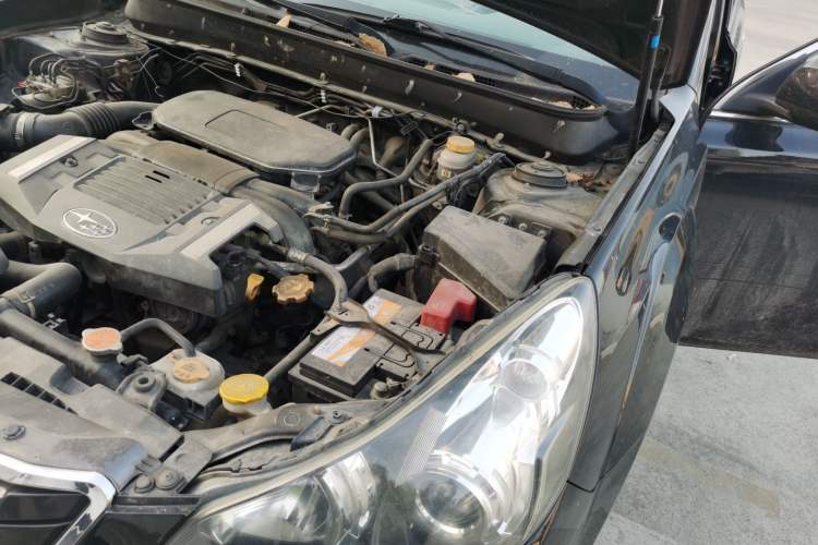 Used Subaru Outback 2012 2.5i Sport Edition Engine Bay Left