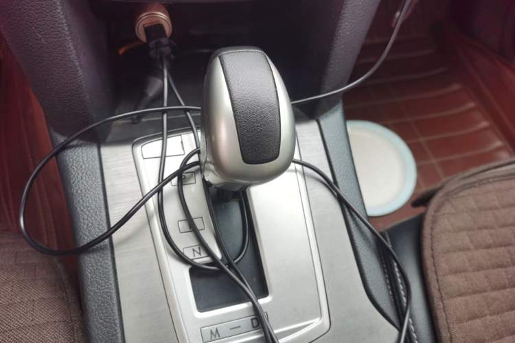 Used Subaru Outback 2012 2.5i Sport Navigation Edition Gear Lever