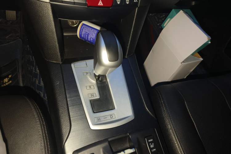 Used Subaru Outback 2012 2.5i Luxury Edition Gear Lever