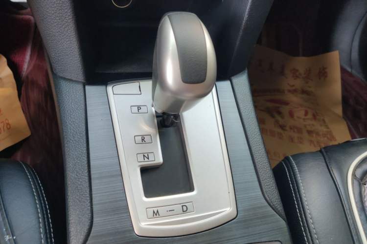 Used Subaru Outback 2012 2.5i Sport Edition Gear Lever