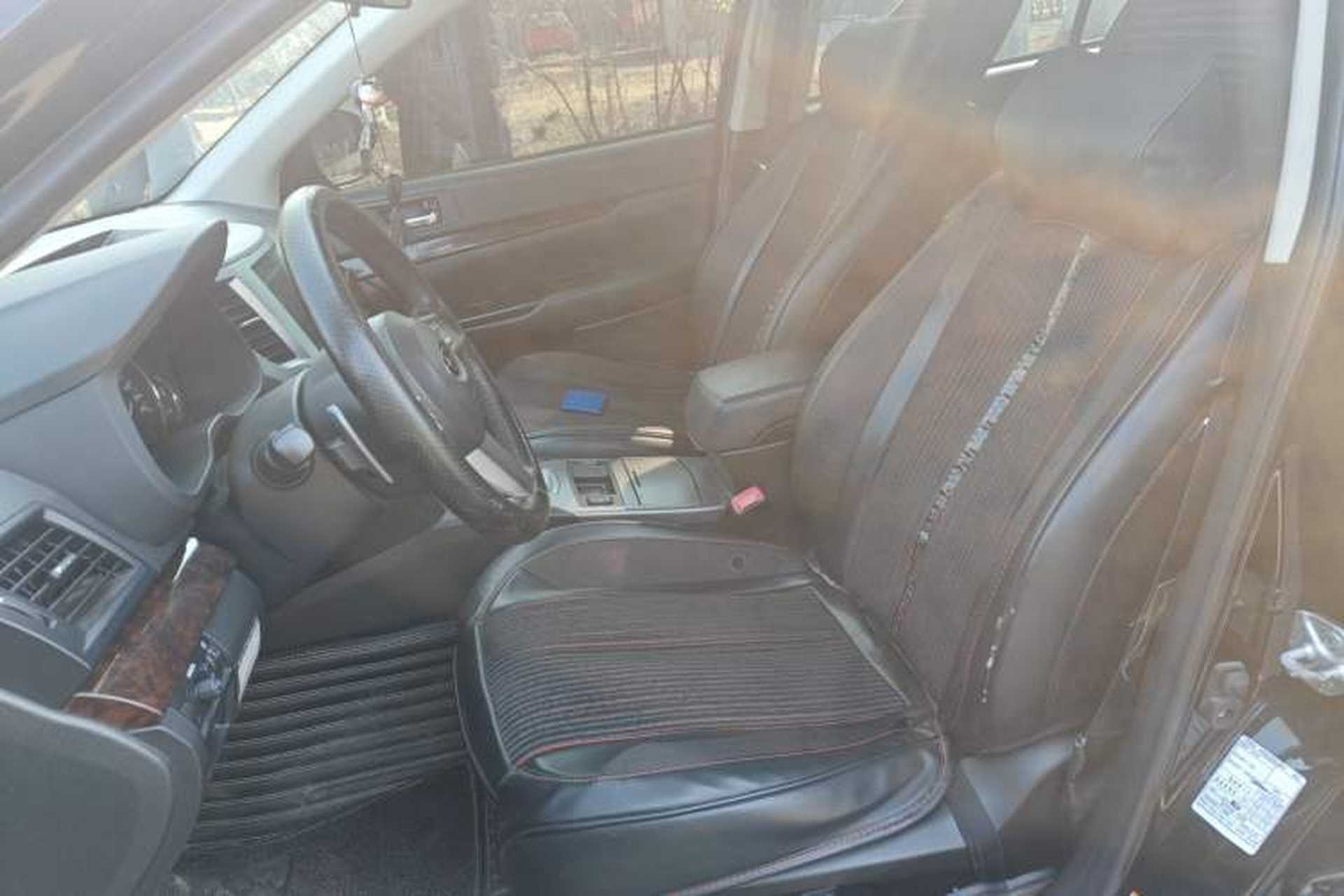 Used Subaru Outback 2012 2.5i Luxury Edition Left Front Seat