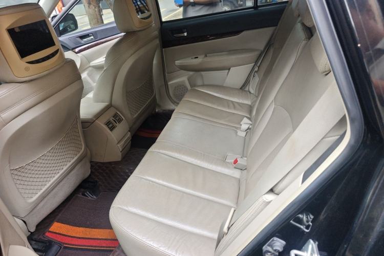Used Subaru Outback 2012 2.5i Luxury Edition Left Rear Seat