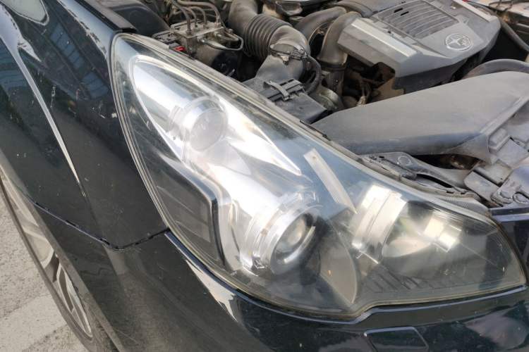 Used Subaru Outback 2012 2.5i Sport Edition Right Front Headlight