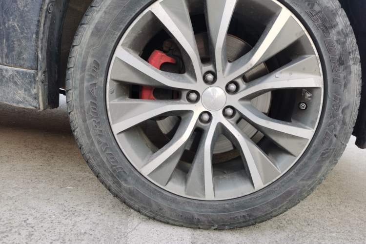Used Subaru Outback 2012 2.5i Sport Edition Right Front Wheel Hub