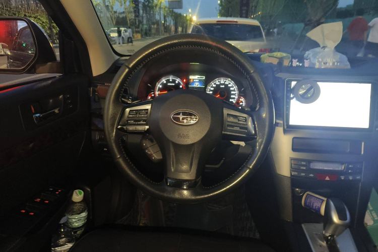 Used Subaru Outback 2012 2.5i Luxury Edition Steering Wheel
