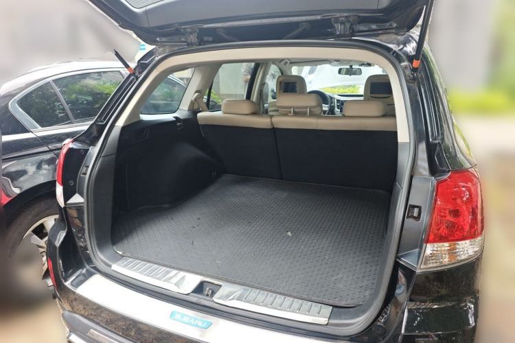 Used Subaru Outback 2012 2.5i Luxury Edition Trunk