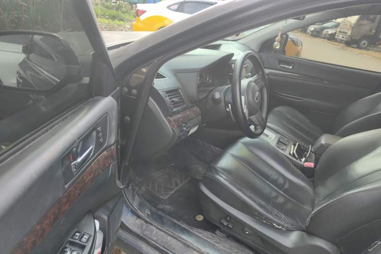 Used Subaru Outback 2012 2.5i Luxury Edition Driver Seat