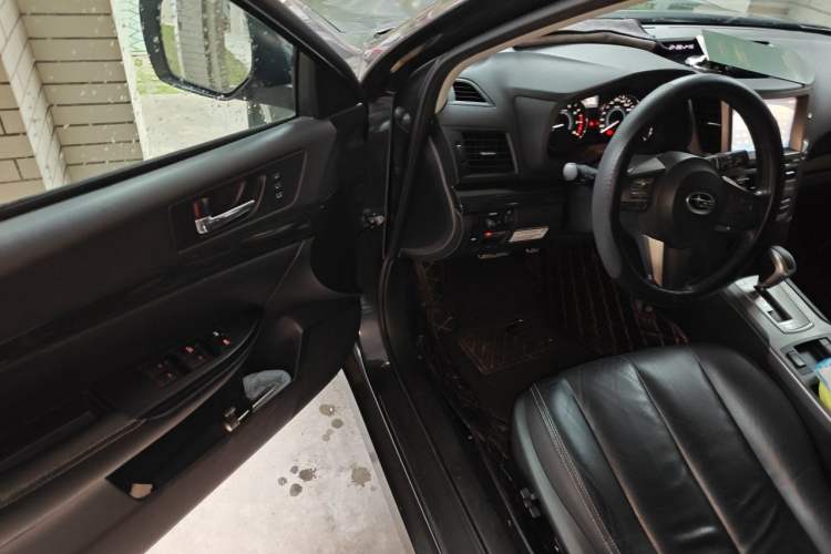 Used Subaru Outback 2012 2.5i Sport Edition Driver Seat