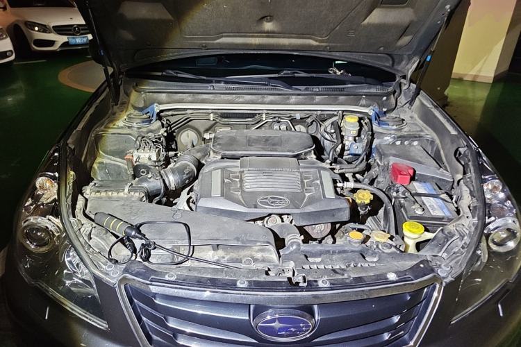 Used Subaru Outback 2012 2.5i Sport Edition Engine Bay