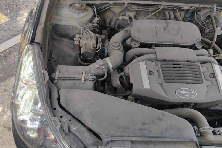 Used Subaru Outback 2012 2.5i Sport Edition Engine Bay Right