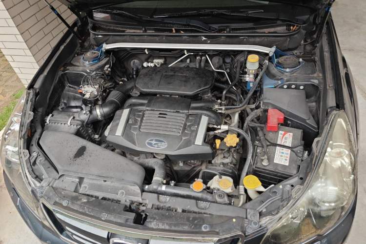 Used Subaru Outback 2012 2.5i Sport Edition Engine Bay