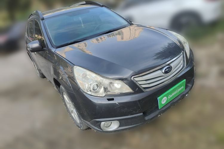 Used Subaru Outback 2012 2.5i Luxury Edition Front Right 45 Deg