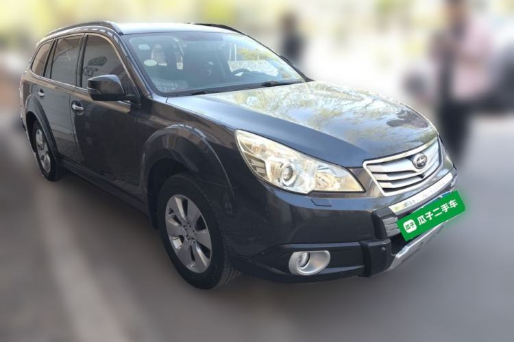 Used Subaru Outback 2012 2.5i Luxury Edition Front Right 45 Deg