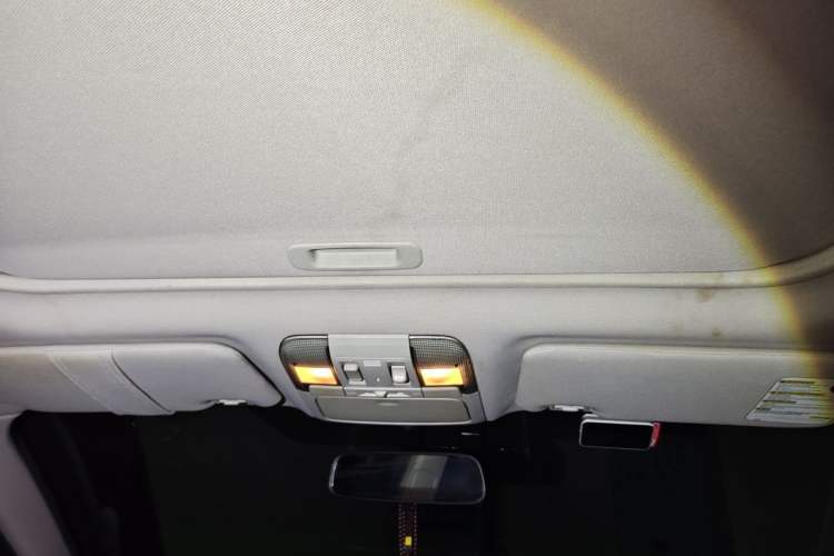 Used Subaru Outback 2012 2.5i Sport Edition Headliner