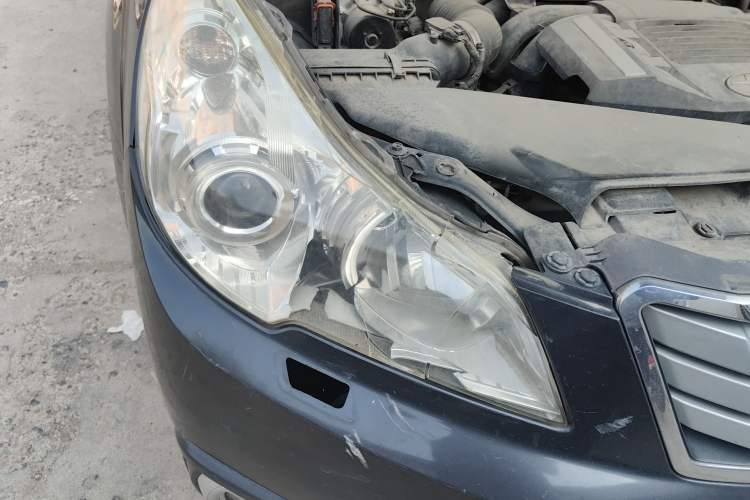 Used Subaru Outback 2012 2.5i Luxury Edition Right Front Headlight